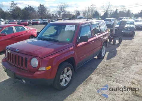 2014 Jeep Patriot Limited z USA, uszkodzony, nr VIN 1C4NJRCBXED728736